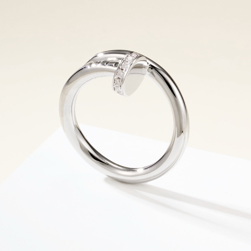 [Love Lucky]JUSTE RING 2.6MM HALF DIAMOND