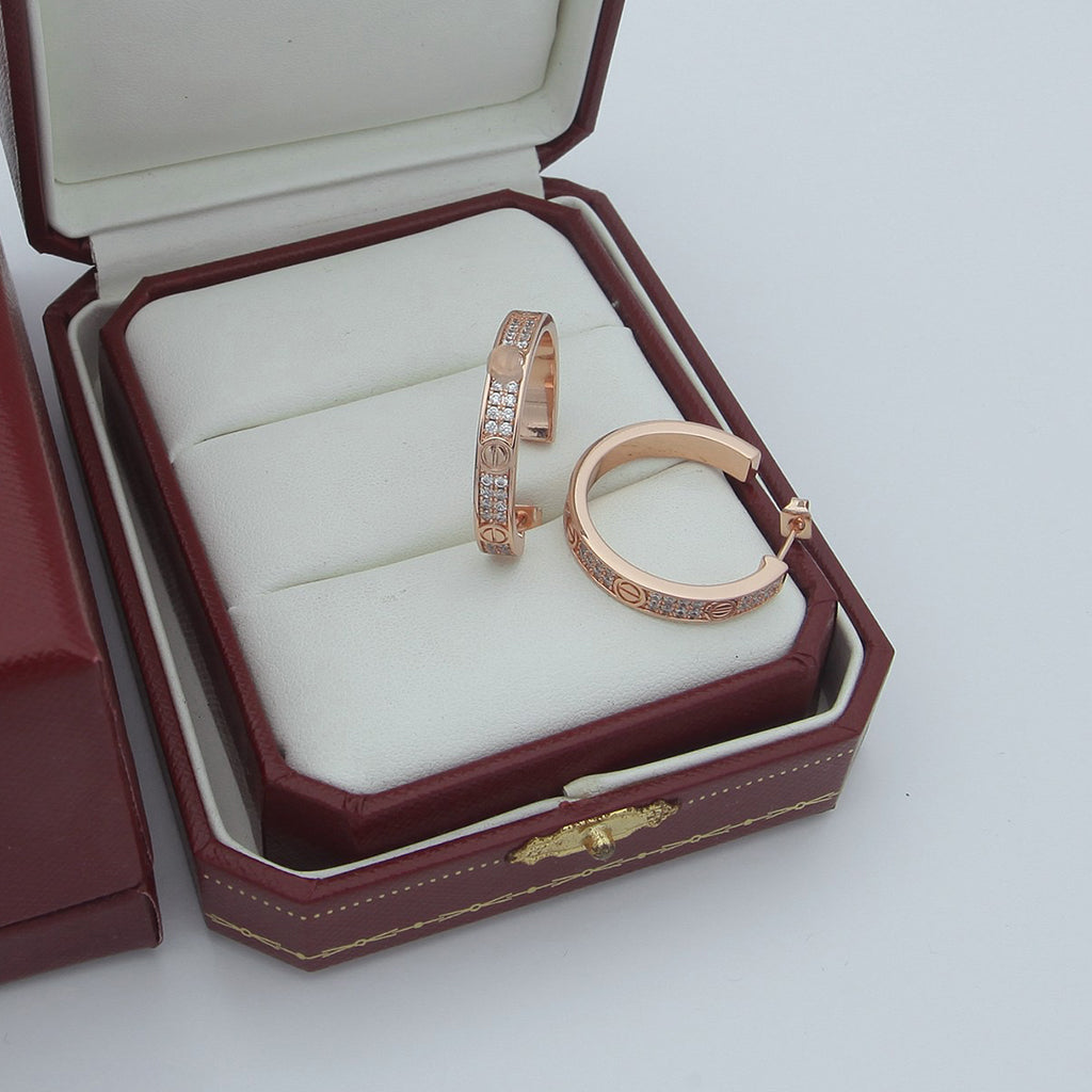 [Love Lucky]LOVE EARRINGS 3.6MM DIAMOND PAVED