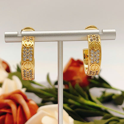 [Love Lucky]LOVE 5.5MM DIAMOND PAVED EARRINGS