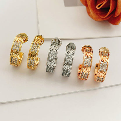 [Love Lucky]LOVE 5.5MM DIAMOND PAVED EARRINGS