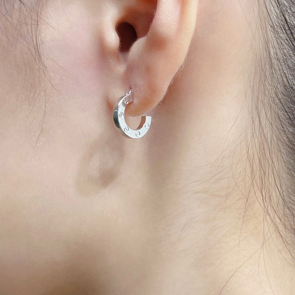[Love Lucky]LOVE MINI EARRINGS