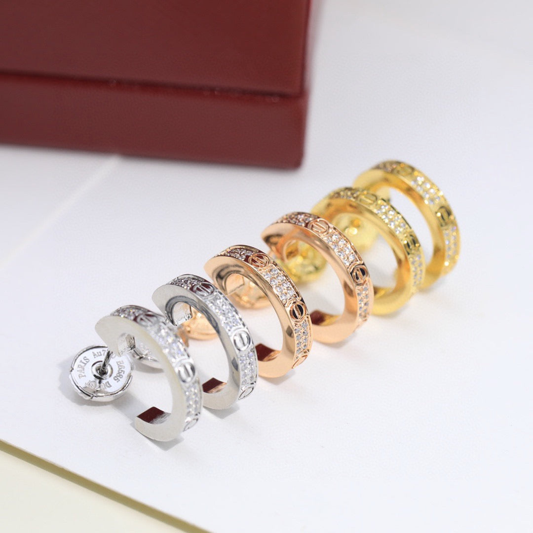 [Love Lucky]LOVE 5.5MM DIAMOND PAVED EARRINGS