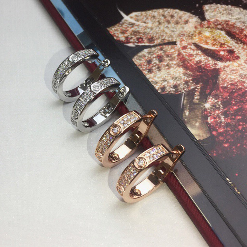 [Love Lucky]LOVE 5.5MM DIAMOND PAVED EARRINGS
