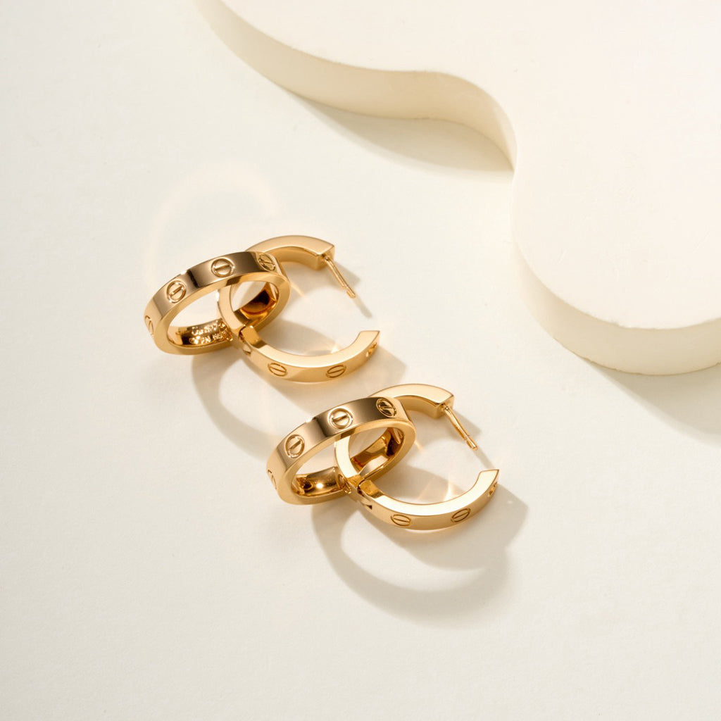 [Love Lucky]LOVE 3.3MM DANGLE HALF DIAMOND EARRINGS