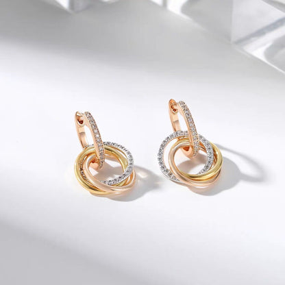 [Love Lucky]TRINITY HALF DIAMOND  EARRINGS