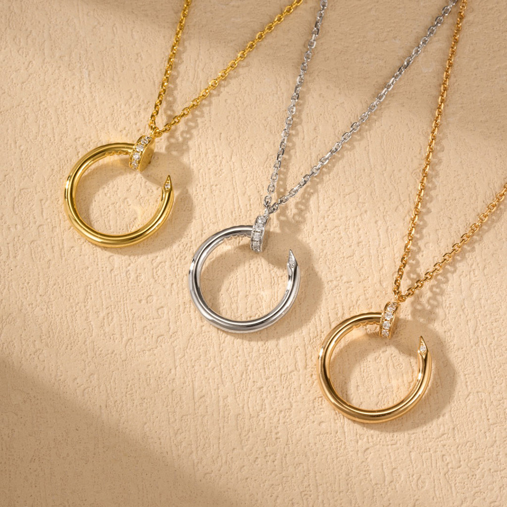 [Love Lucky]JUSTE NECKLACE HALF DIAMOND
