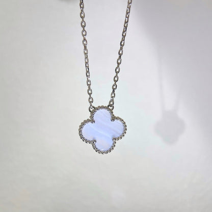 [Love Lucky] COLLANA QUADRIFOGLIO 15MM IN CALCEDONIO BLU ARGENTO