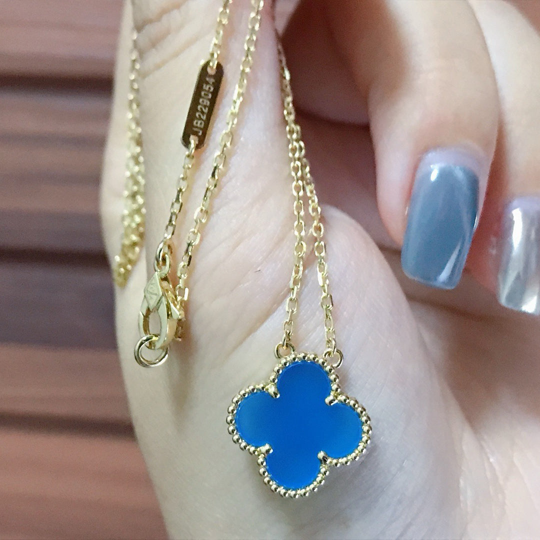 [Love Lucky]CLOVER 15MM BLUE AGATE NECKLACE