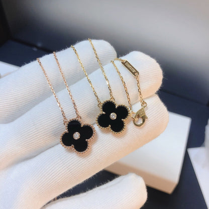 [Love Lucky]CLOVER 15MM DIAMOND ONYX NECKLACE