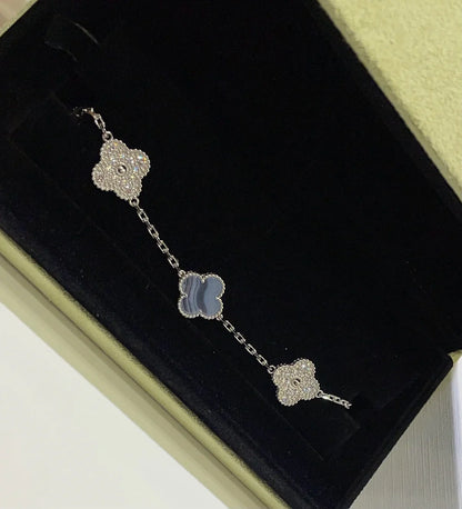 [Love Lucky] CLOVER 5 MOTIF PURPLE CHALCEDONY BRACELET COLLECTION