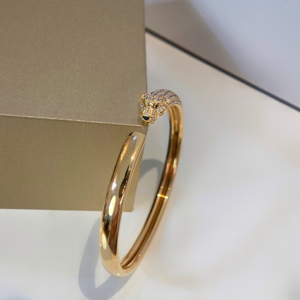 [Love Lucky]PANTHERE HALF DIAMOND OPEN BRACELET