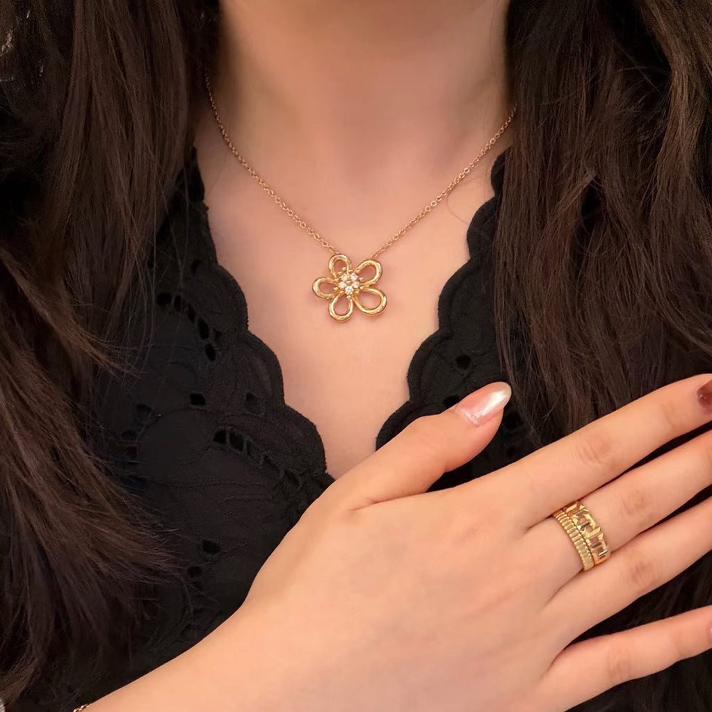 [Love Lucky]FLOWERLACE NECKLACE 5 DIAMONDS
