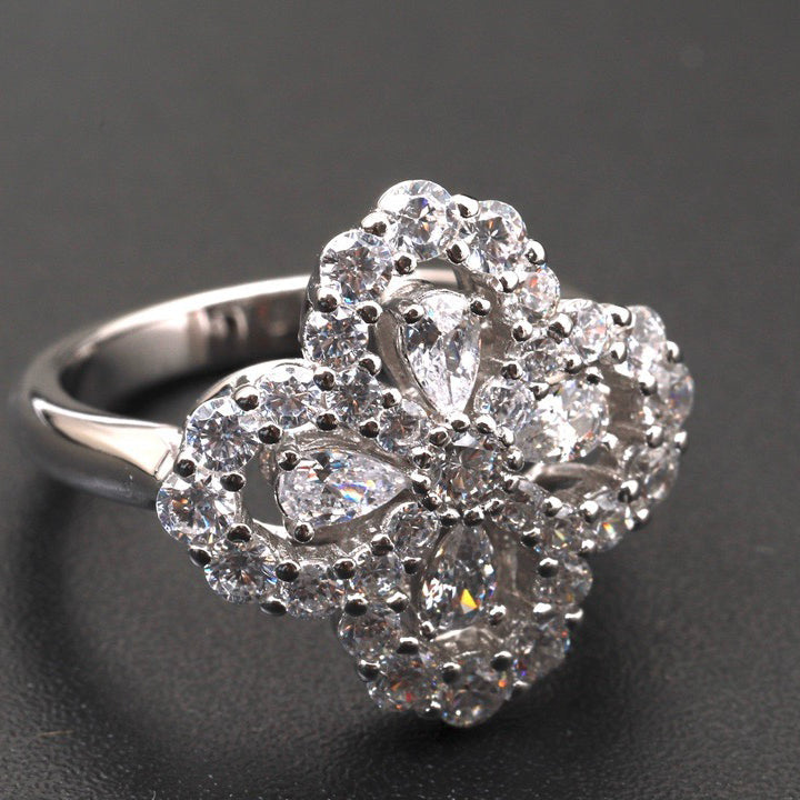 [Love Lucky] BAGUE LOOP À MOTIF ENTIER EN DIAMANTS 16 MM ARGENT