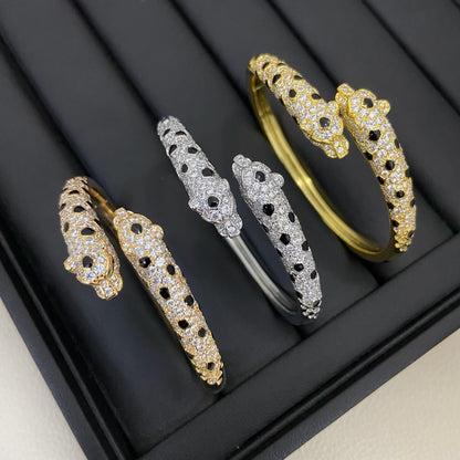 [Love Lucky]PANTHERE DOUBLE HEADED HALF DIAMOND OPEN BRACELET