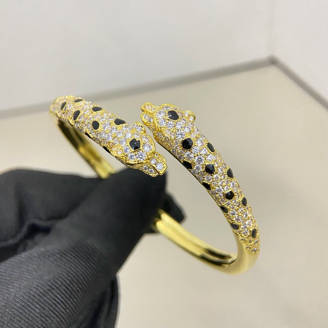 [Love Lucky]PANTHERE DOUBLE HEADED HALF DIAMOND OPEN BRACELET