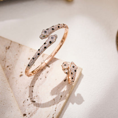 [Love Lucky]PANTHERE DOUBLE HEADED FULL DIAMOND  RING
