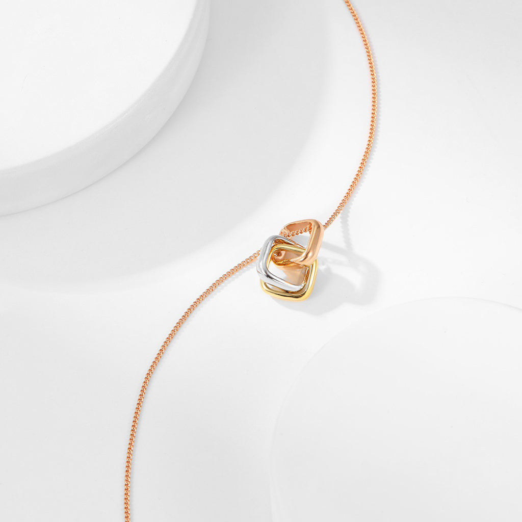 [Love Lucky]TRINITY CUSHION NECKLACE COLLECTION