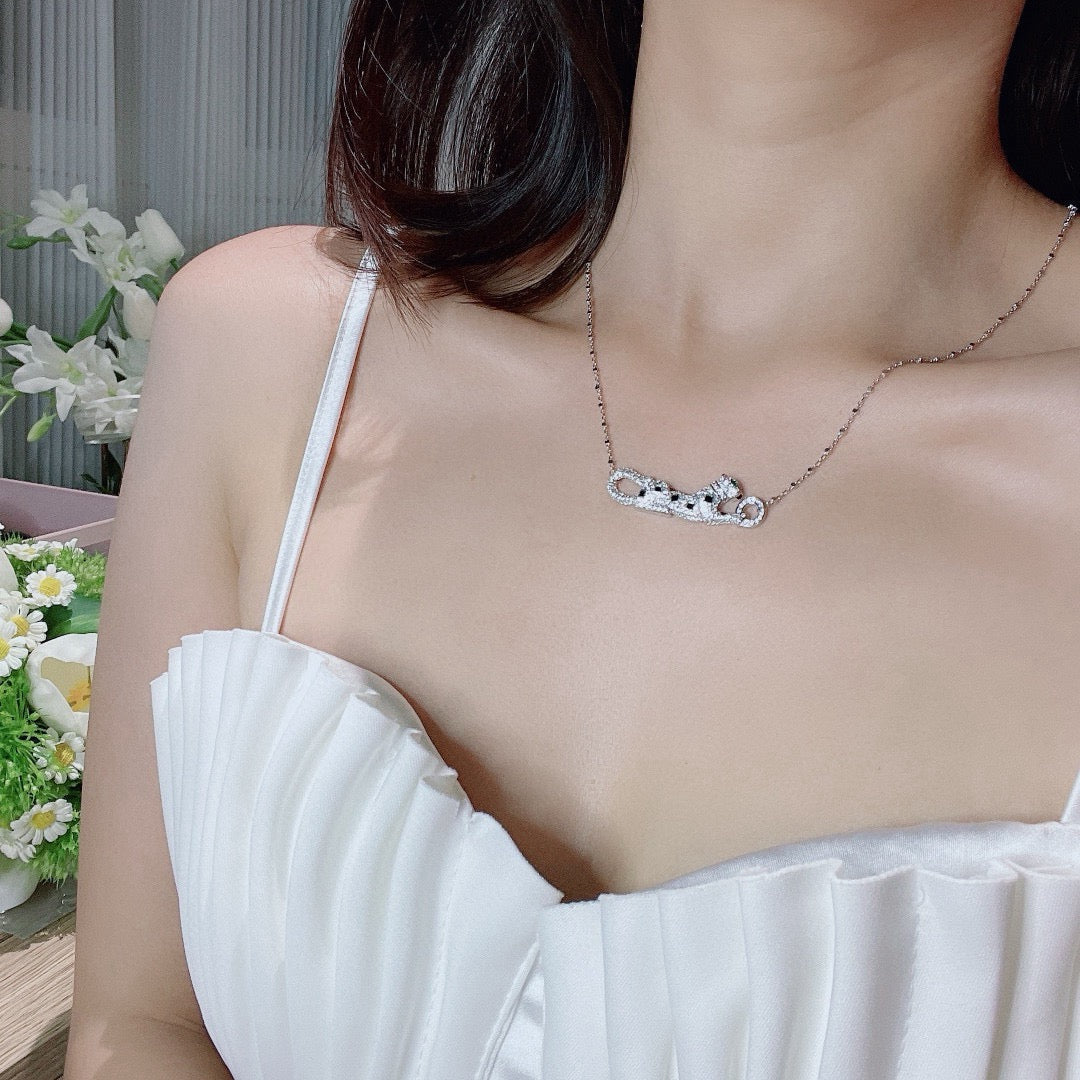 [Love Lucky]PANTHERE PAVED DIAMOND NECKLACE