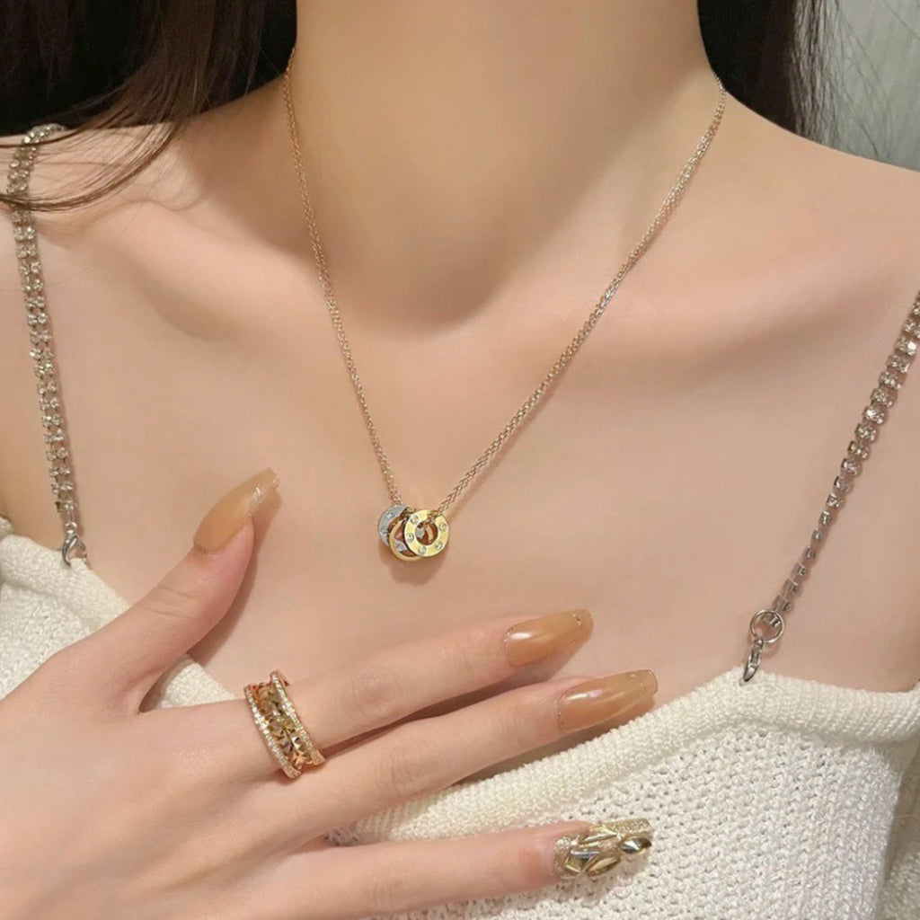 [Love Lucky]LOVE 6 DIAMOND PENDANT NECKLACE