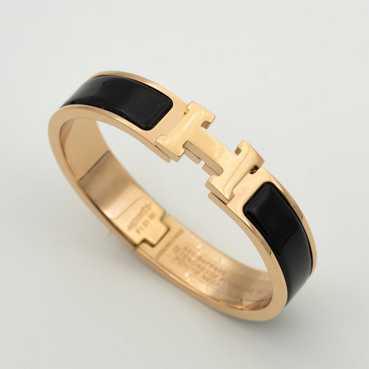 [Love Lucky]H BLACK BRACELET