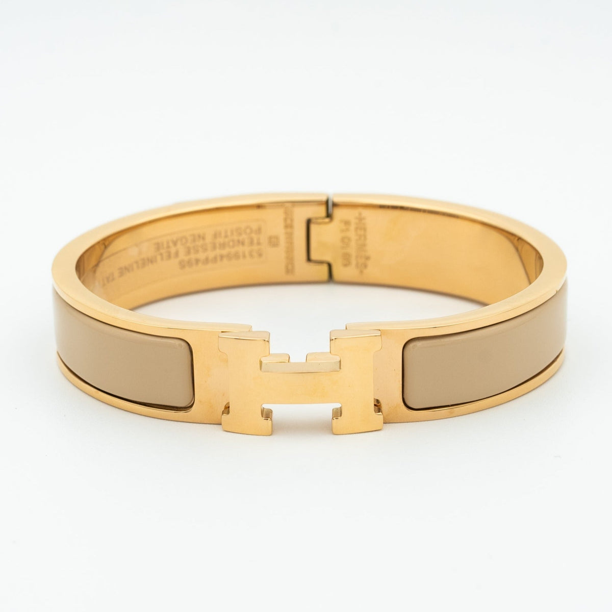 {"[Love Lucky]H GREY BRACELET"}