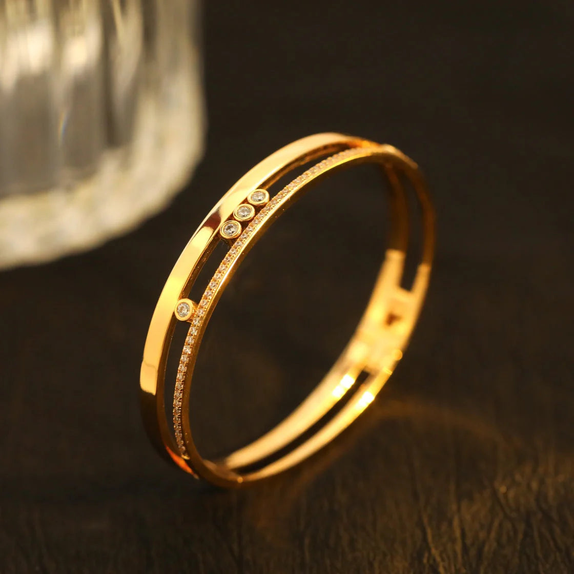 [Love Lucky]Move Romane Diamond Bangle Bracelet
