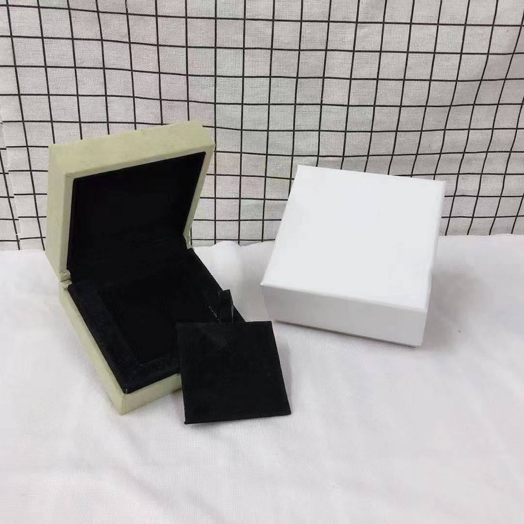 [Love Lucky]VA CLOVER BOX GIFT BAG