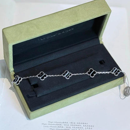 [Love Lucky] CLOVER 5 MOTIF PULSAR STONE BRACELET COLLECTION