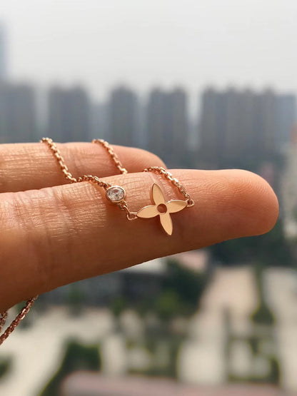 [Love Lucky]COLGANTE BLOSSOM EN ORO ROSA Y DIAMANTE