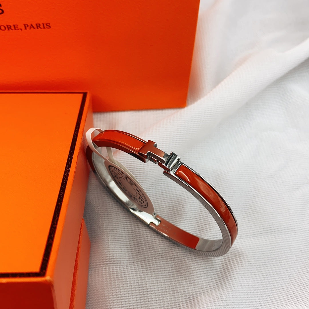 {
"Love Lucky": "Love Lucky",
"CLASSIC HM CLIC RED 8MM ENAMEL BRACELET": "BRAZALETE CLÁSICO HM CLIC DE ESMALTE ROJO DE 8 MM"
}