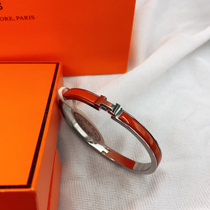 {
"Love Lucky": "Love Lucky",
"CLASSIC HM CLIC RED 8MM ENAMEL BRACELET": "BRAZALETE CLÁSICO HM CLIC DE ESMALTE ROJO DE 8 MM"
}