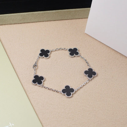 [Love Lucky] CLOVER 5 MOTIF ONYXS BRACELET COLLECTION