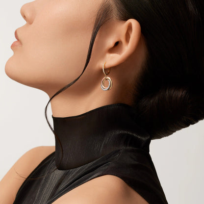 [Love Lucky]TRINITY HALF DIAMOND  EARRINGS
