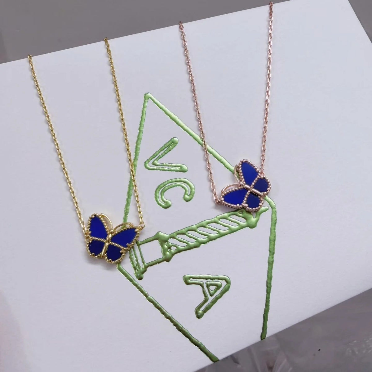 [Love Lucky] COLLANA NUOVA LUCKY BUTTERFLY 2026 A 1 MOTIVO