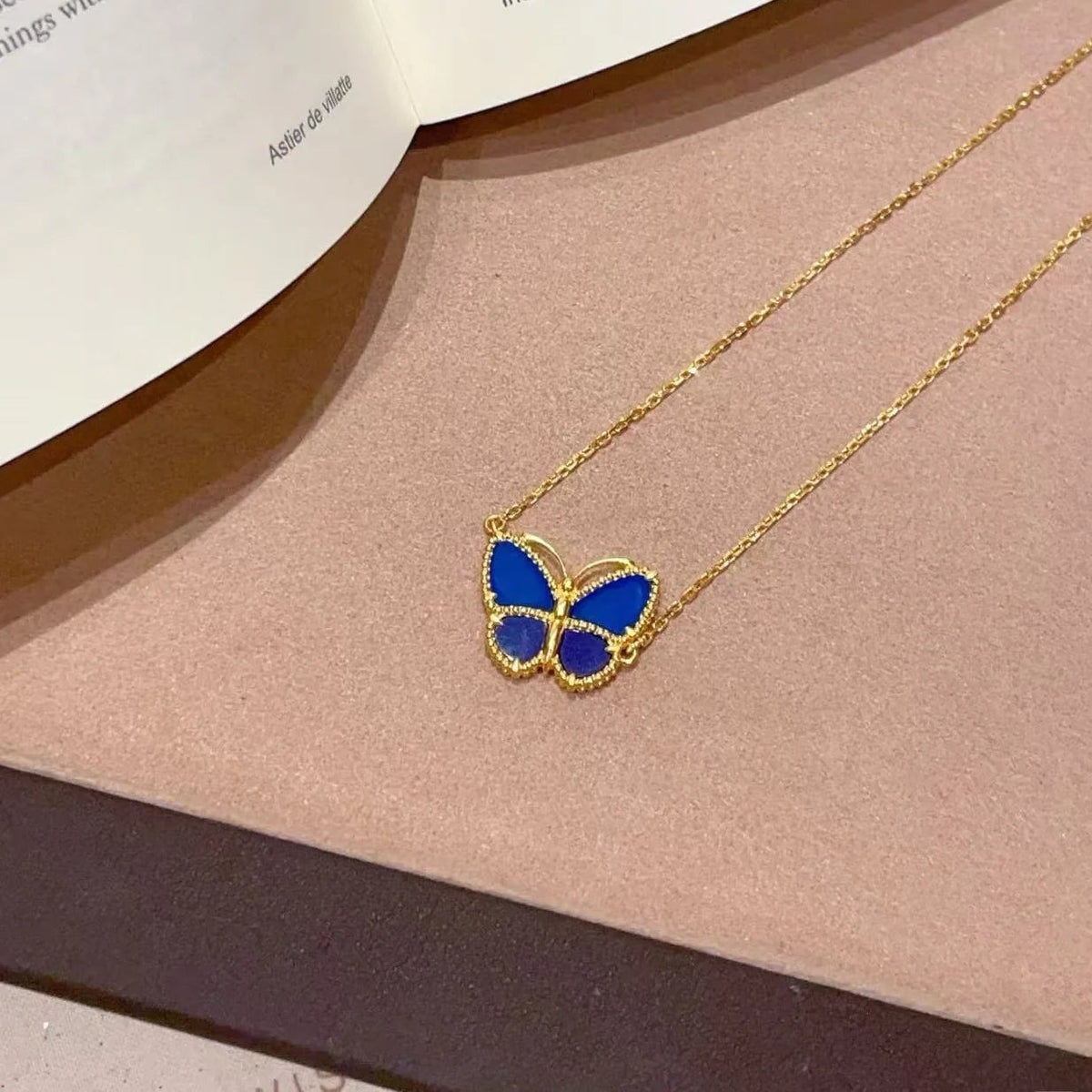 [Love Lucky] COLLANA NUOVA LUCKY BUTTERFLY 2026 A 1 MOTIVO