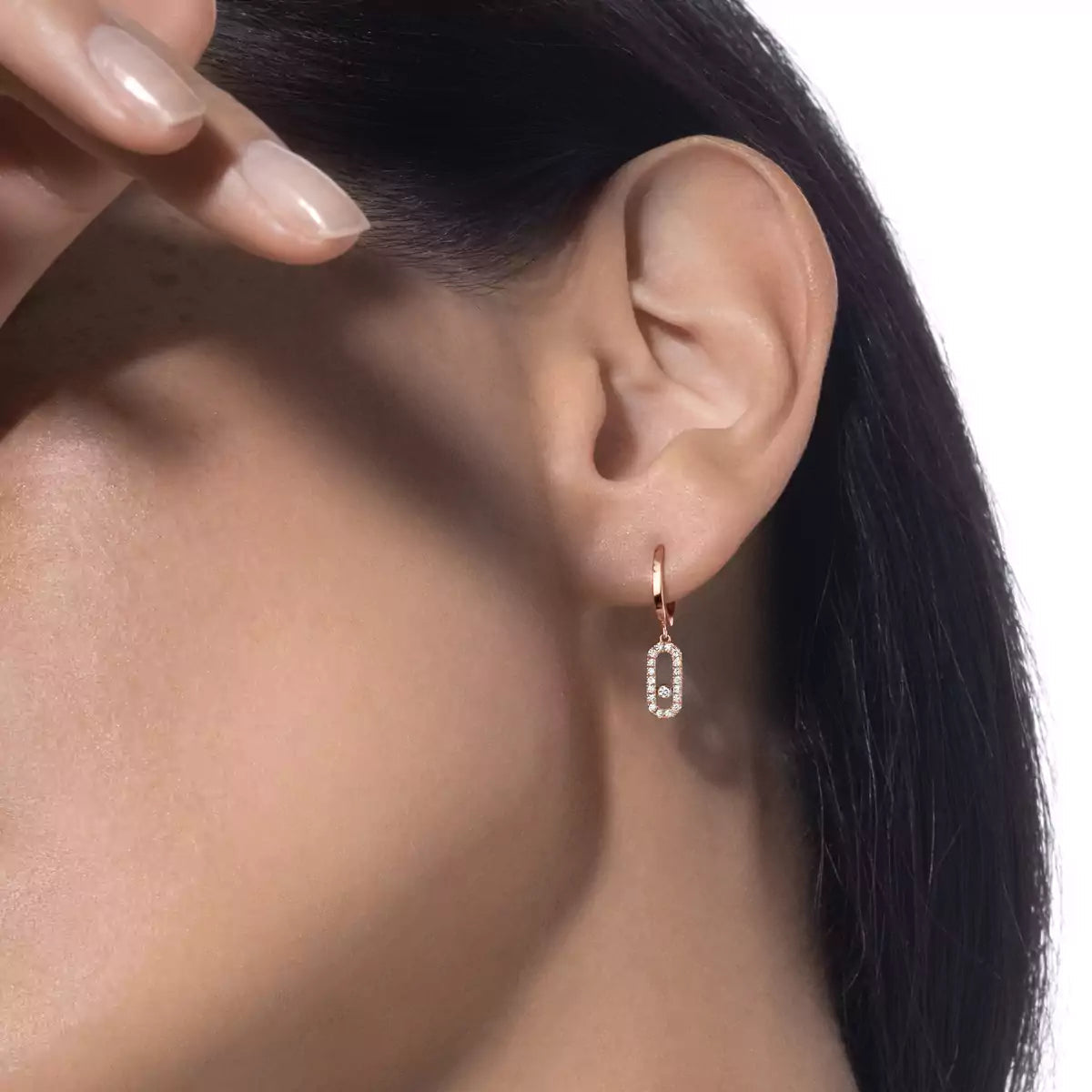 [Love Lucky]Move Uno Single Diamond Hoop Earring