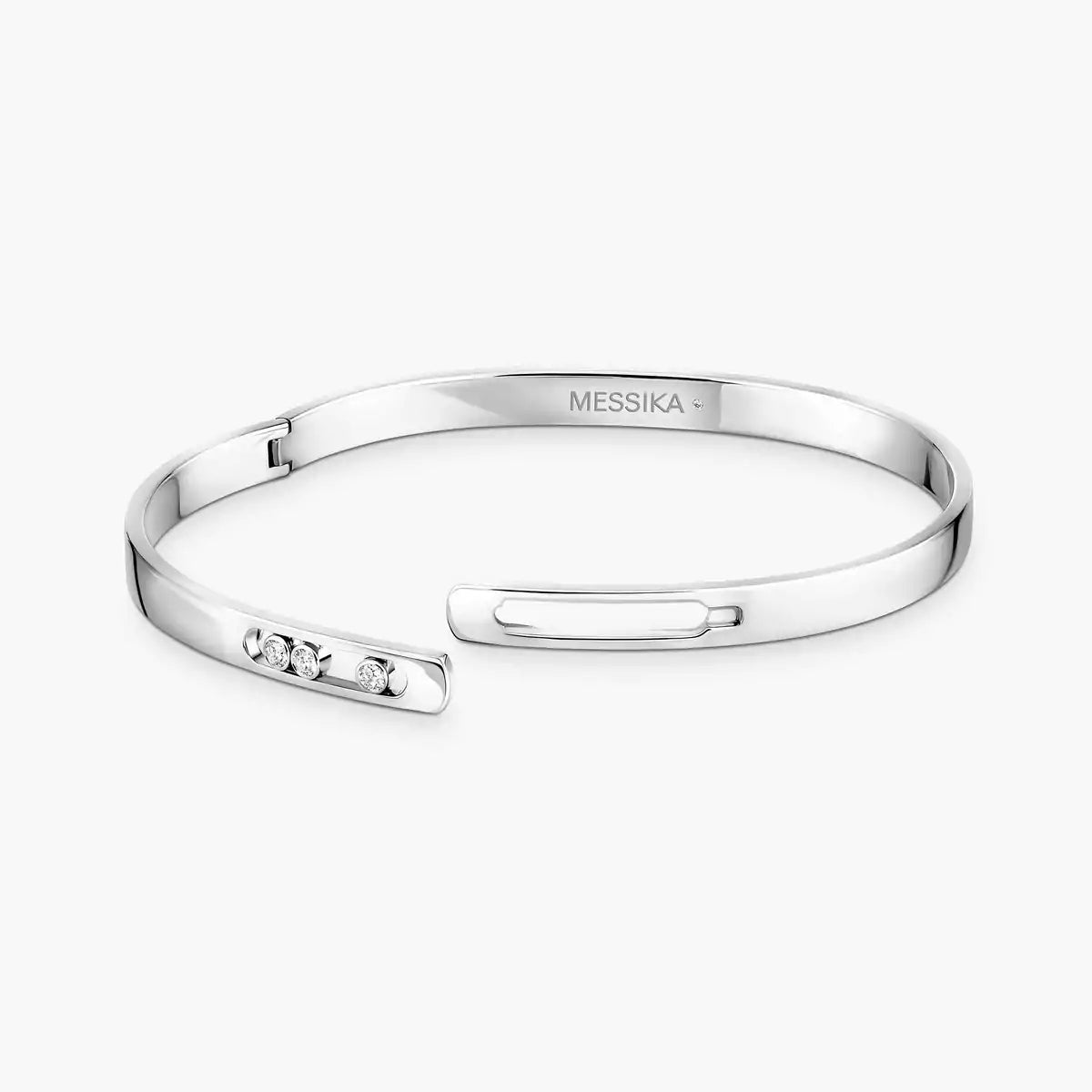 {
  "Love Lucky": "Love Lucky",
  "Move Noa Diamond Bangle Bracelet": "Move Noa 鑽石手鐲"
}