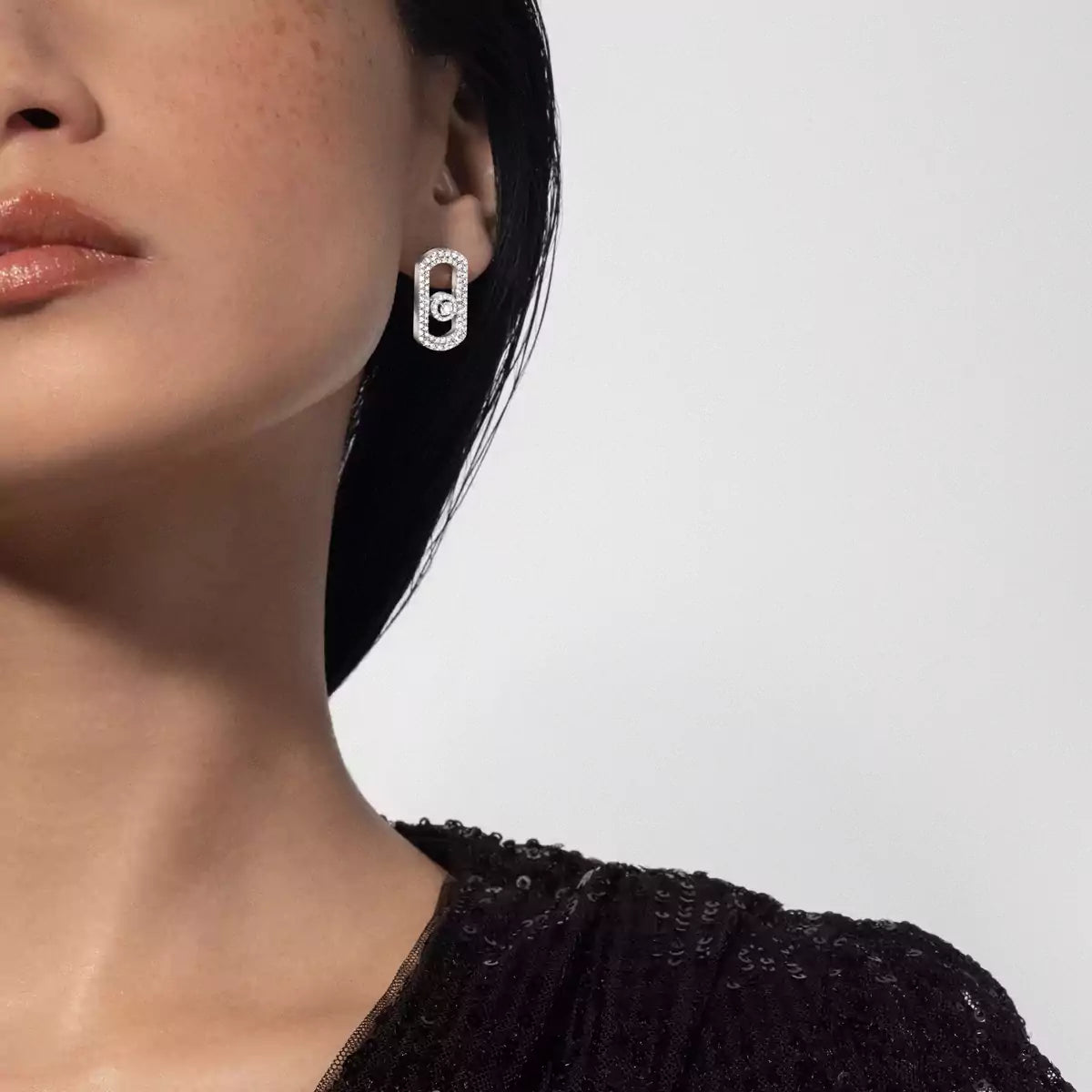 [Love Lucky]So Move Pave_-Set Diamond Earrings in Silver
