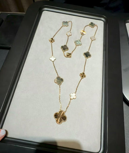 [Love Lucky] Abnehmbares Kleeblatt-Set mit 15 (11+4) Blüten in Roségold