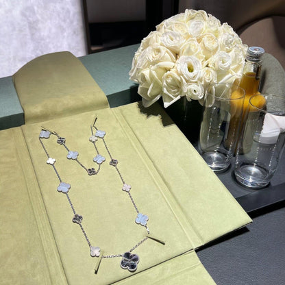 [Love Lucky]DETACHABLE CLOVER 15(11+4) FLOWER SILVER NECKLACE SET