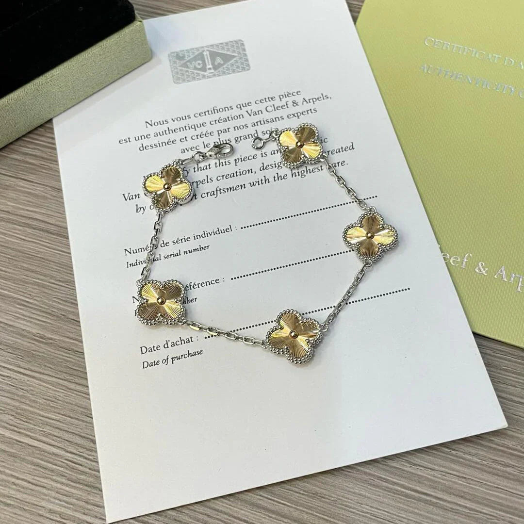 [Love Lucky] CLOVER 5 MOTIF LASER BRACELET COLLECTION