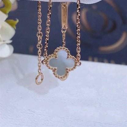 [LoveLucky] Clover White Mother-of-Pearl & JUSTE Bracelet Stack Set