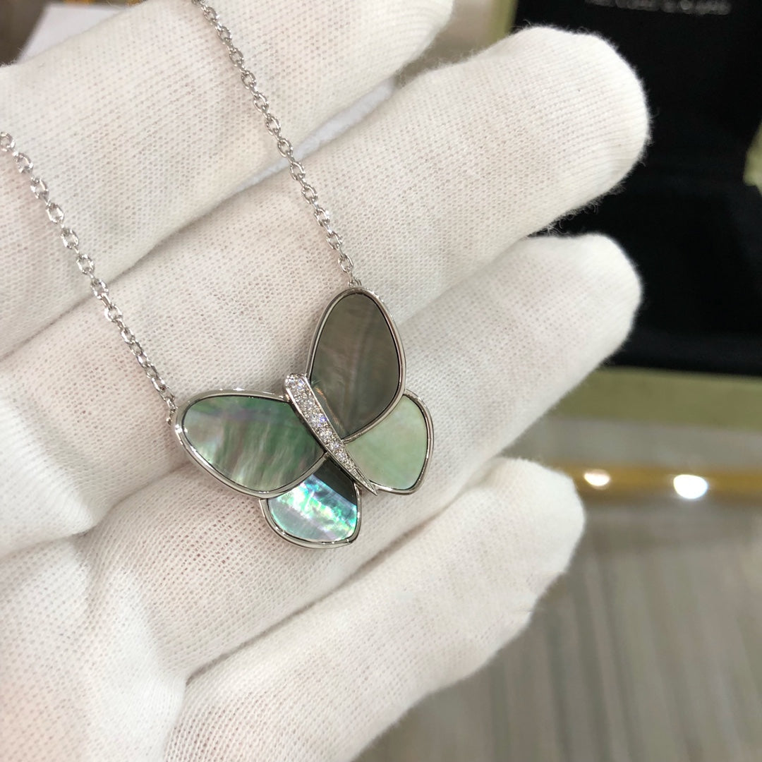 [Love Lucky] COLLANA CON PENDENTE A FARFALLA GRANDE IN ARGENTO E DIAMANTI