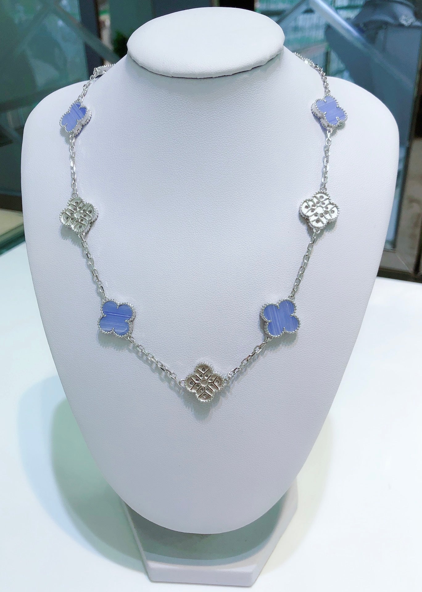 [Love Lucky]CLOVER 10 MOTIFS CHALCEDONY DIAMONDS SILVER NECKLACE