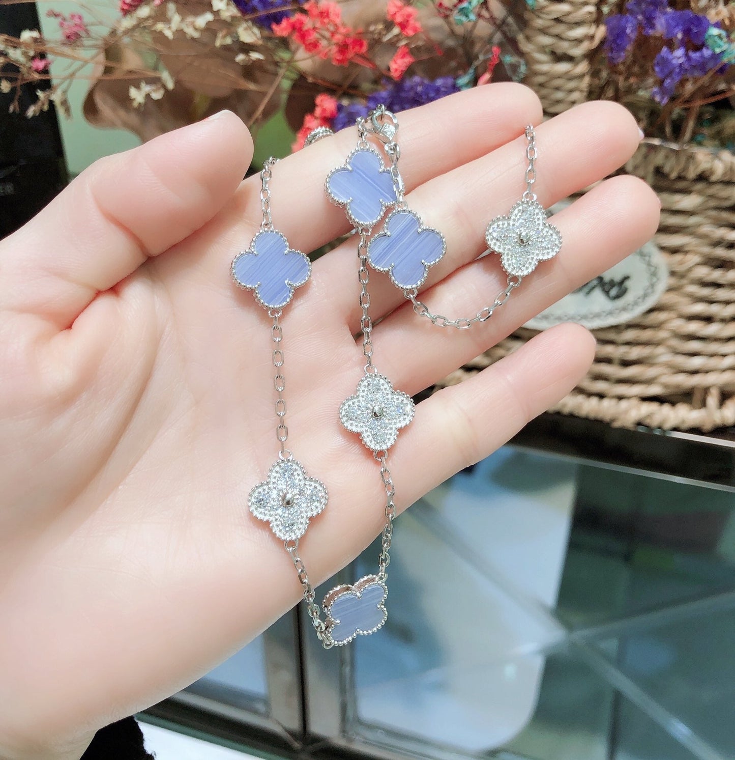 [Love Lucky]CLOVER 10 MOTIFS CHALCEDONY DIAMONDS SILVER NECKLACE